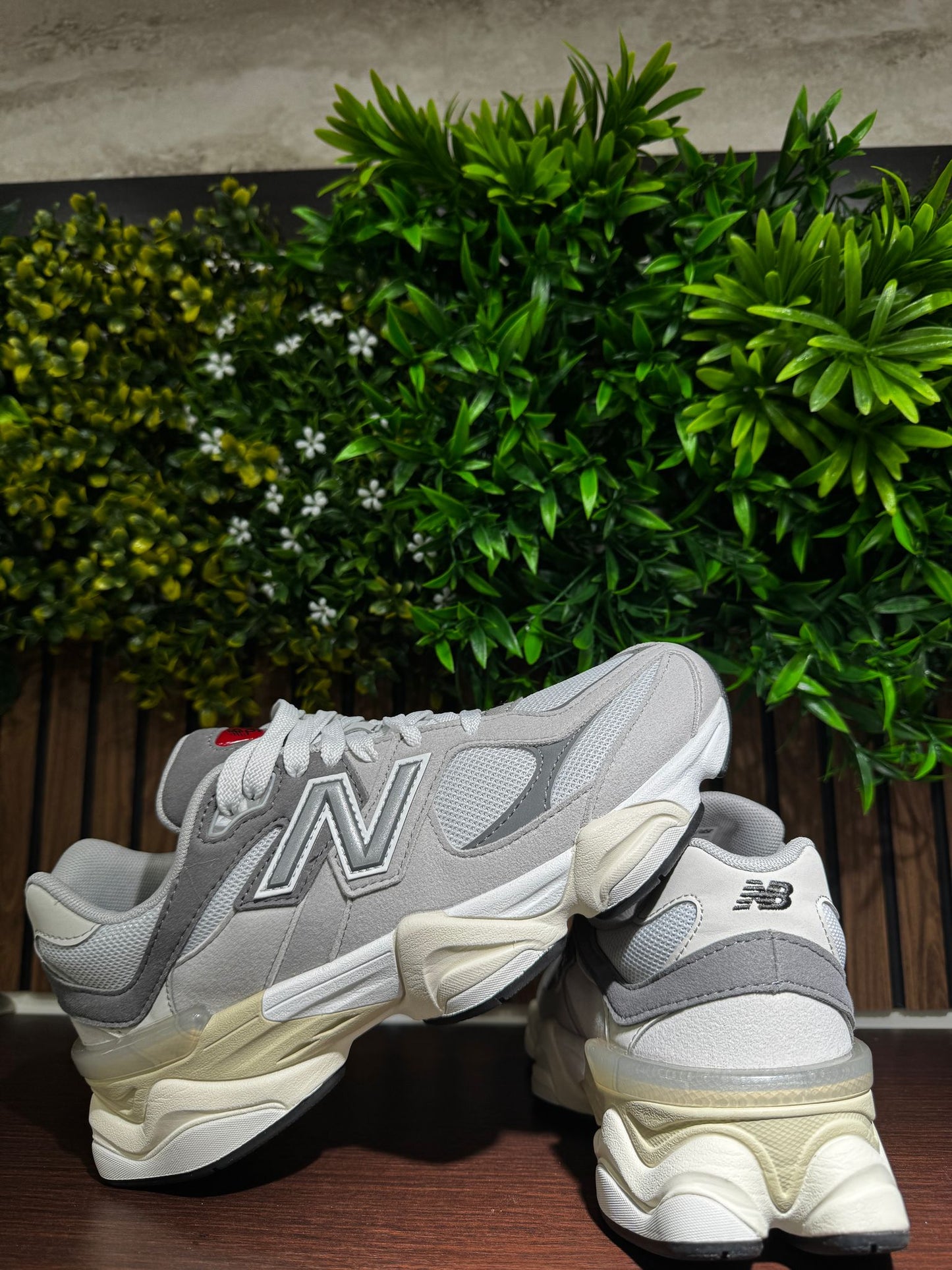 New Balance 9060 Gray