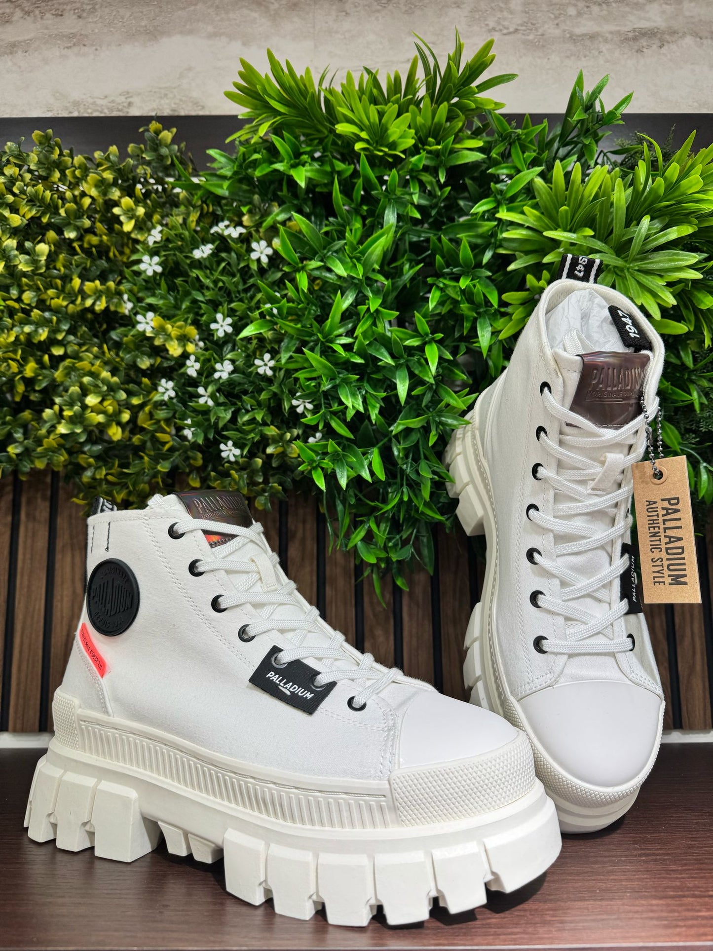 Palladium White