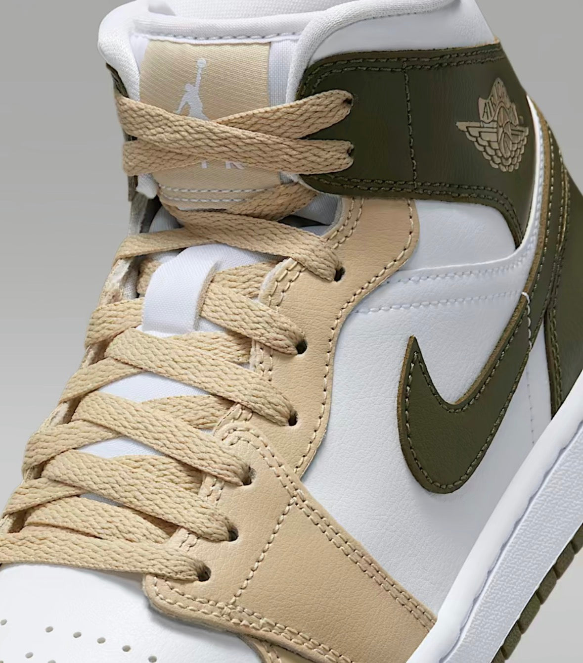 Nike Jordan mid1 VerdeOlive/beige