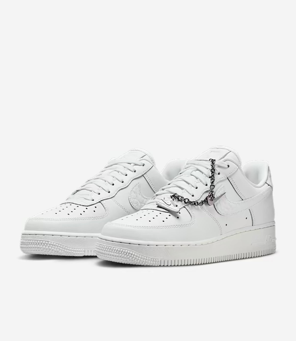Nike Air Force white con accessorio