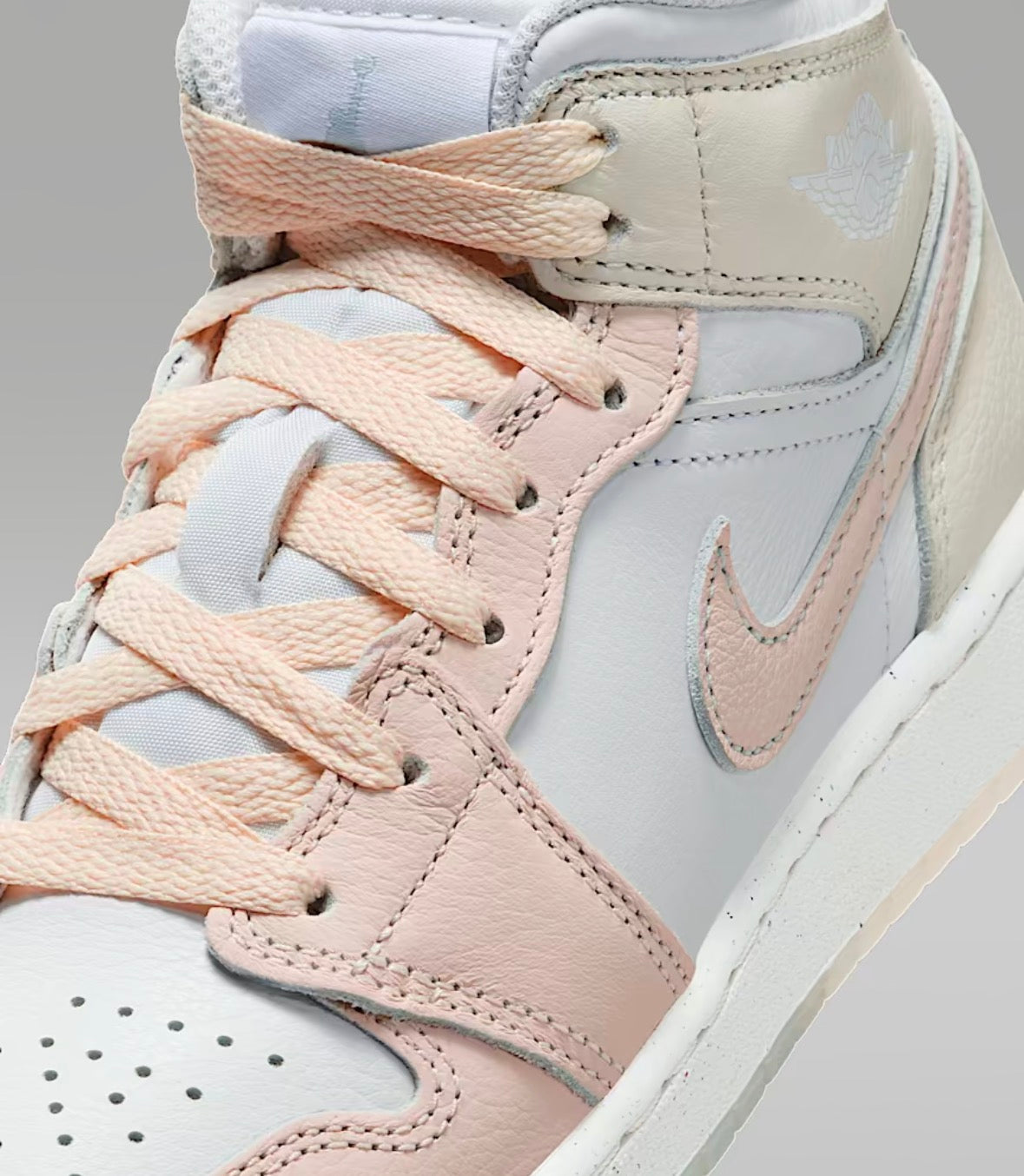 Nike Jordan mid1 pink/beige