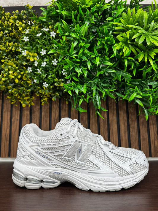 New Balance 1906 White