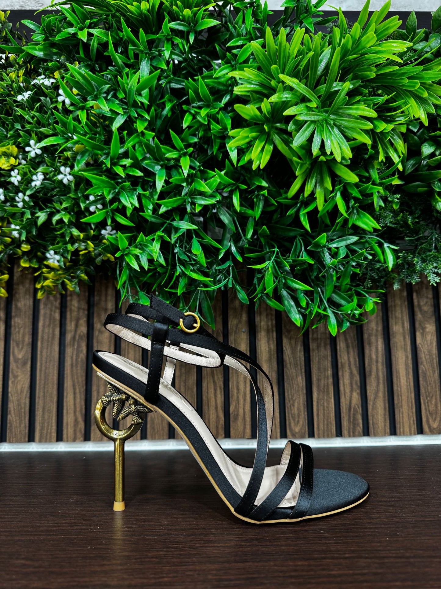 Pinko Black
