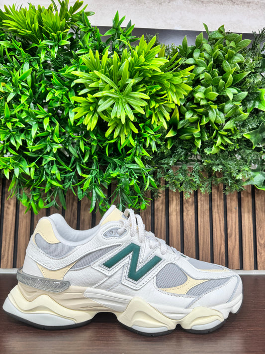 New Balance 9060 white/green