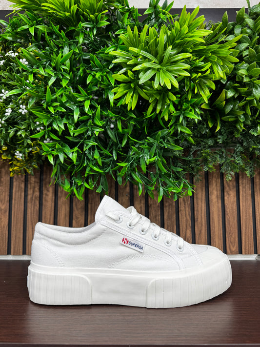 Superga low white