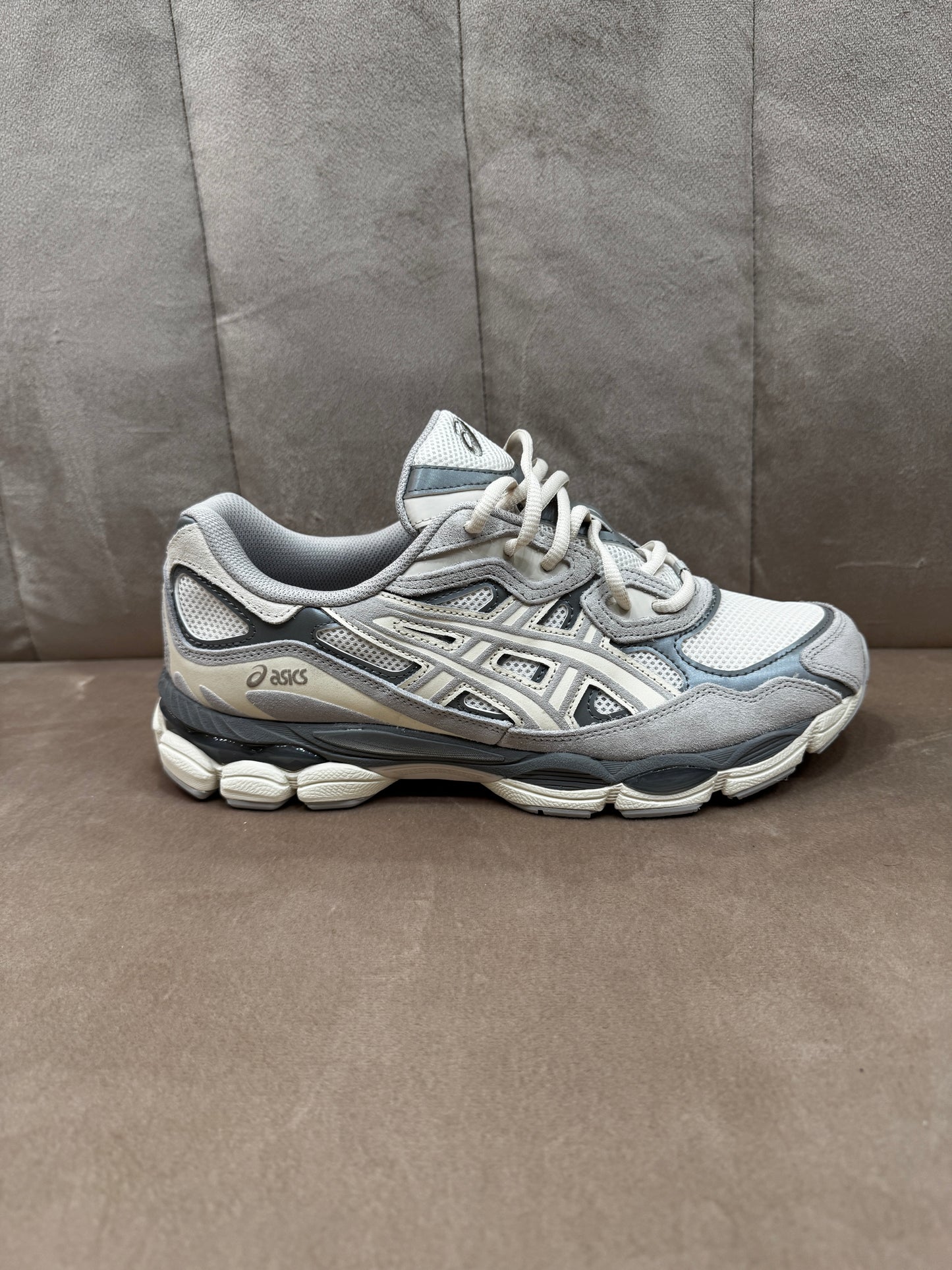 Asics gel NYC cream